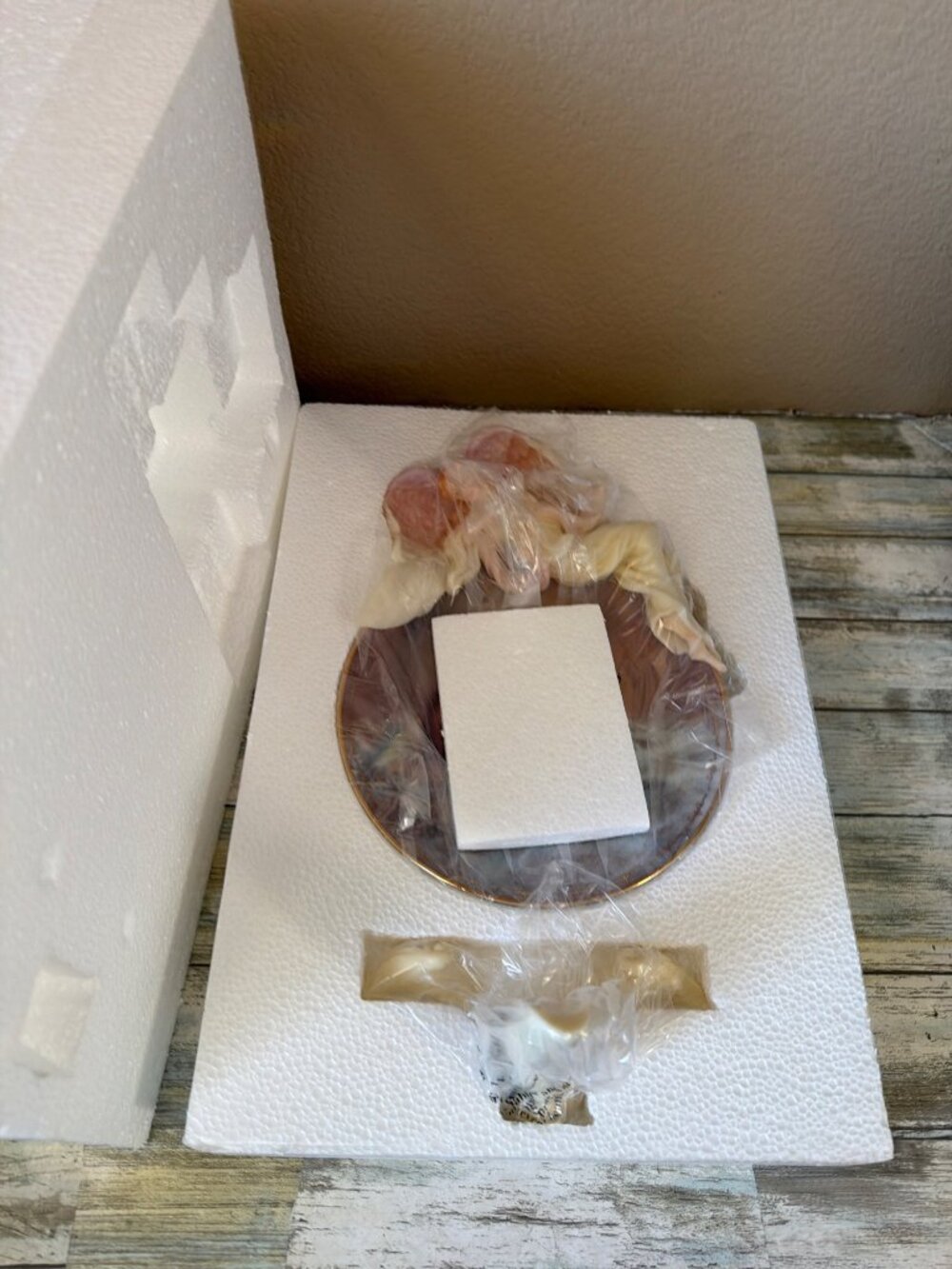 Seraphim Classics God's Treasure Christening Angel Plate Kathryn Fincher NEW - Picture 3 of 16